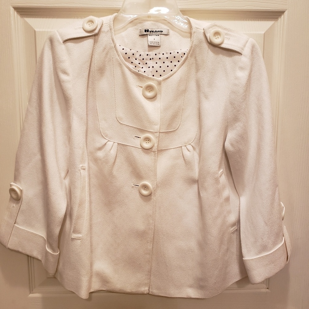 Nycard Collection 3 button blazer white 8 Petite